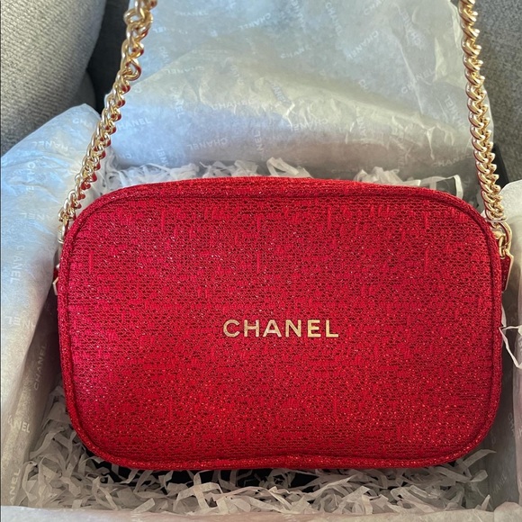 Chanel Red Make Up Pouch - Picture 1 of 4